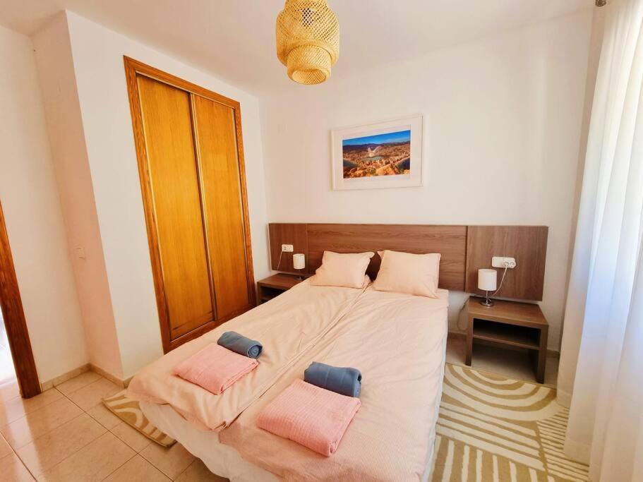 Flamingo Apartment - Imperial Park - Sea View, 6 Pools, Terrace กัลเป ภายนอก รูปภาพ